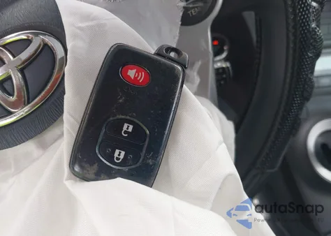 2011 Toyota Prius Two from USA, damaged, VIN JTDKN3DU6B0279899